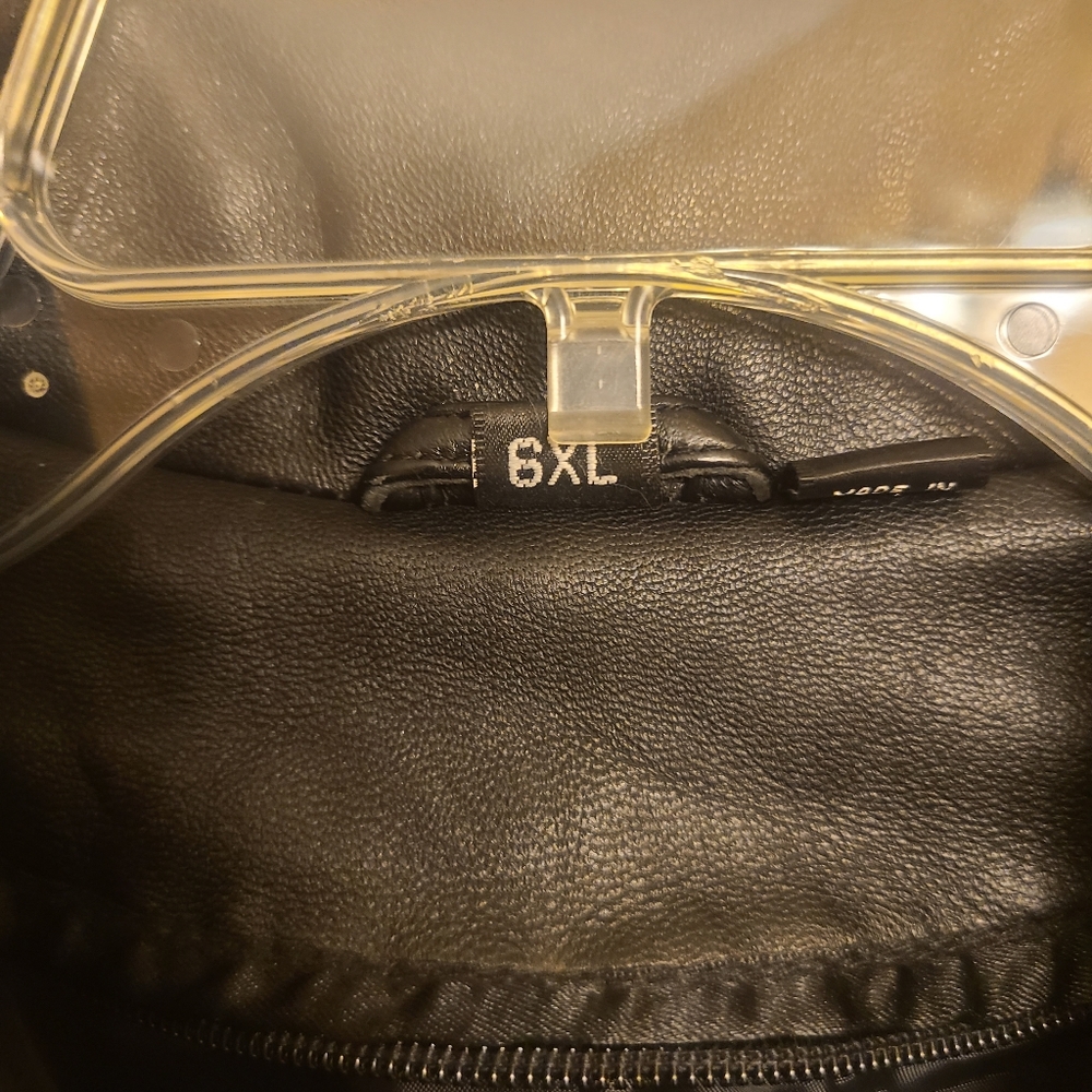 Jacket - Picture 3 of 3